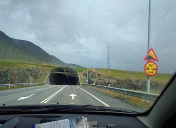 iceland/hafnarfjordur/landmark/424-hvalfjorour-tunnel