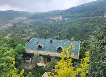 lebanon/deir-el-qamar/landmark/bouyouti