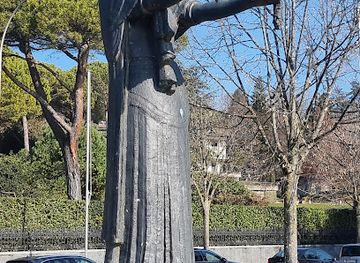 switzerland/lausanne/landmark/la-belgique-reconnaissante