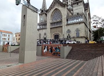 colombia/manizales/landmark/plaza-de-bolivar