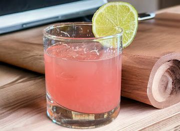 vermont/bennington-county/landmark/village-garage-distillery