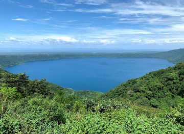nicaragua/apoyo-lagoon/landmark/mirador-de-catarina