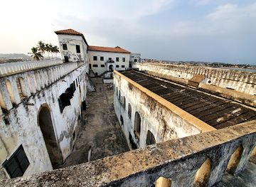 ghana/north-east-region/landmark/elmina-castle