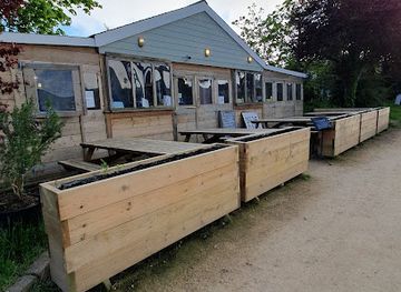 jersey/st-brelade-s-bay/landmark/off-the-rails