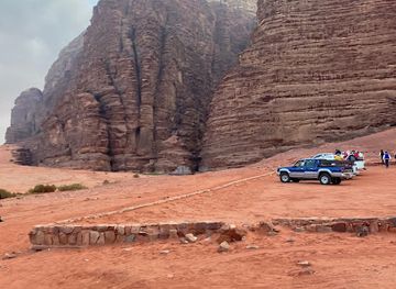 jordan/wadi-araba/landmark/khazali-canyon