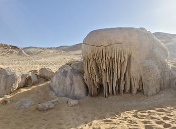 egypt/white-desert-national-park/landmark/crystal-mountain