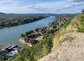 texas/central-texas/landmark/mount-bonnell