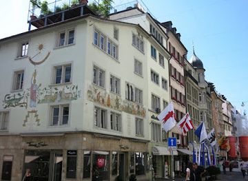 switzerland/zurich/niederdorf/landmark/sodbrunnen-rennweg