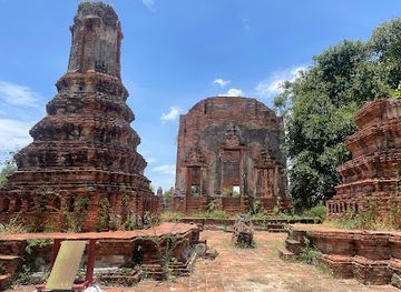 thailand/chao-phraya-river-basin/landmark/wat-phraya-maen