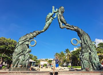 mexico/playa-del-carmen/landmark/parque-los-fundadores