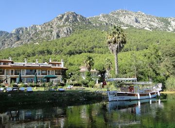 turkiye/marmaris/armutalan/landmark/marmaris-belediyesi-armutalan-kultur-merkezi