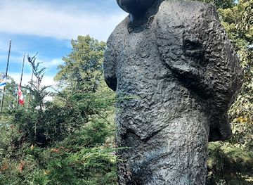canada/halifax/spring-garden/landmark/winston-churchill-statue