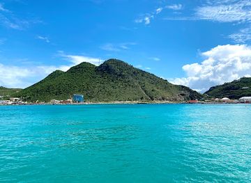 sint-maarten/cole-bay/landmark/great-bay-beach