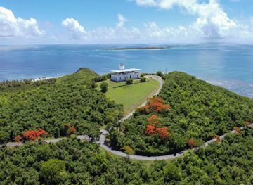 puerto-rico/fajardo/landmark/faro-las-cabezas-de-san-juan
