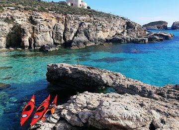 malta/gozo-and-comino/landmark/kayak-gozo