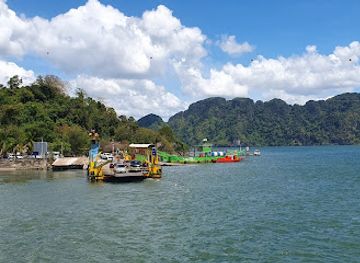 thailand/koh-lanta/landmark/koh-lanta-saladan-pier
