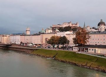 austria/salzburg/landmark/makartsteg