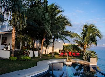 ecuador/manta/landmark/hotel-vistalmar