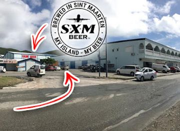 sint-maarten/cole-bay/landmark/sxm-beer
