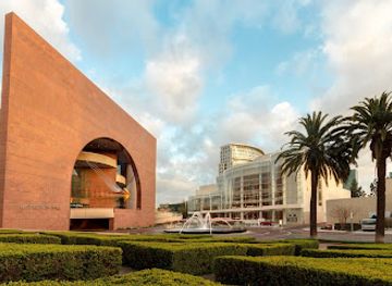 california/costa-mesa/landmark/travel-costa-mesa