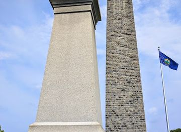 vermont/bennington/landmark/seth-warner-statue