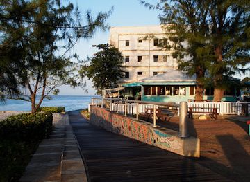 barbados/bridgetown/landmark/blakey-s-bar-restaurant