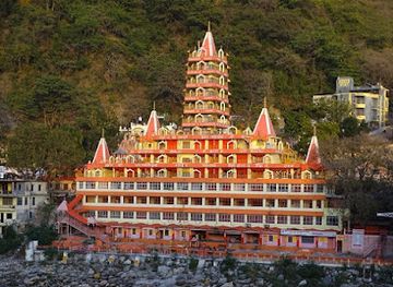 india/rishikesh/landmark/trayambakeshwar-temple