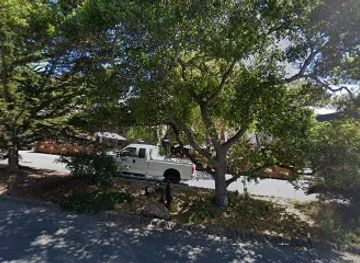 california/big-sur/landmark/the-court-of-the-golden-bourgh