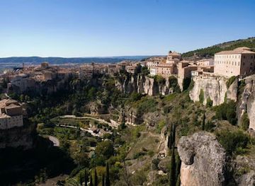 spain/cuenca/landmark/visitas-guiadas-en-cuenca-mirando-pa-cuenca