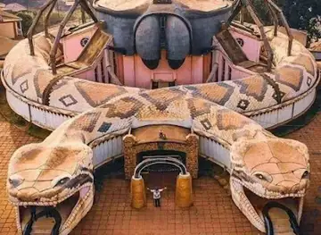 FOUMBAN ROYAL PALACE