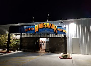 arizona/lake-havasu-city/landmark/mudshark-brewery-and-public-house