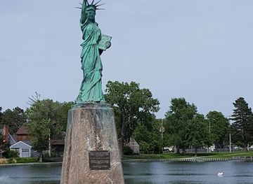 nebraska/grand-island/landmark/pier-park