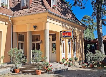 hungary/zalaegerszeg/landmark/gocsej-palatinus-panzio-es-etterem