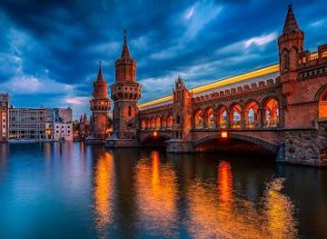 germany/potsdam/landmark/oberbaum-bridge