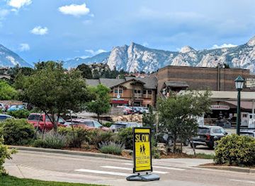 colorado/estes-park/landmark/time-emporium-escape-rooms-estes-park