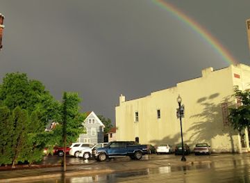 wisconsin/oshkosh/landmark/peabodys-ale-house