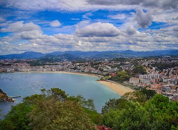 spain/san-sebastian/antiguo/landmark/funicular-monte-igueldo