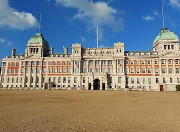 united-kingdom/windsor/landmark/royal-naval-division-war-memorial
