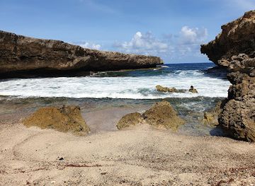 curacao/hato-caves/landmark/boka-tabla
