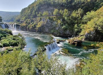 bosnia-and-herzegovina/bosnia/landmark/strbacki-buk
