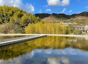 japan/awaji/landmark/hompukuji-water-temple