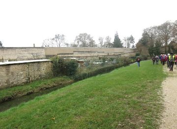 france/dijon/quartier-de-la-fontaine-d-ouche/landmark/site-des-gazometres-du-raines