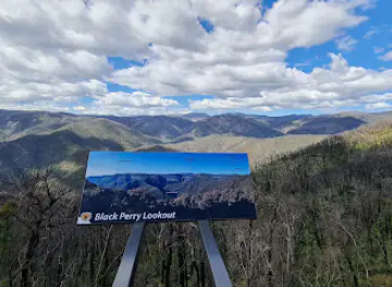Black Perry lookout
