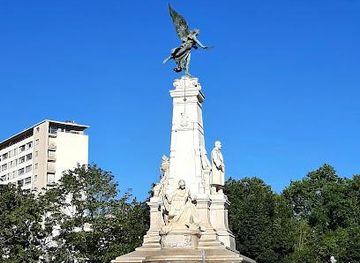 france/dijon/landmark/pl-de-la-republique