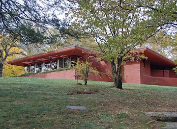 iowa/amana-colonies/landmark/cedar-rock-state-park-lowell-and-agnes-walter-estate