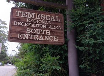 california/oakland/temescal/landmark/temescal-south-entrance