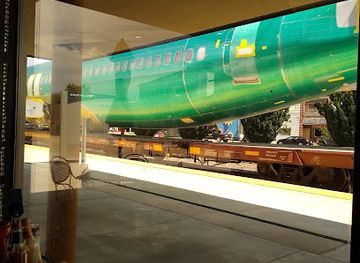 kansas/hutchinson/landmark/daybreak-cafe