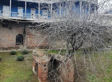 georgia/tbilisi/old-tbilisi/landmark/old-town-wall-ruins