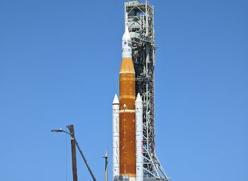 florida/space-coast/landmark/kennedy-space-center-launch-complex-39b
