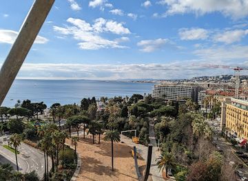 france/nice/promenade-des-anglais/landmark/jardin-albert-1er